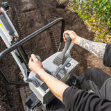 Bobmaster Plus diesel minigraver - 970 kg med drejearm og justerbar undervogn, inkl. skovlsæt