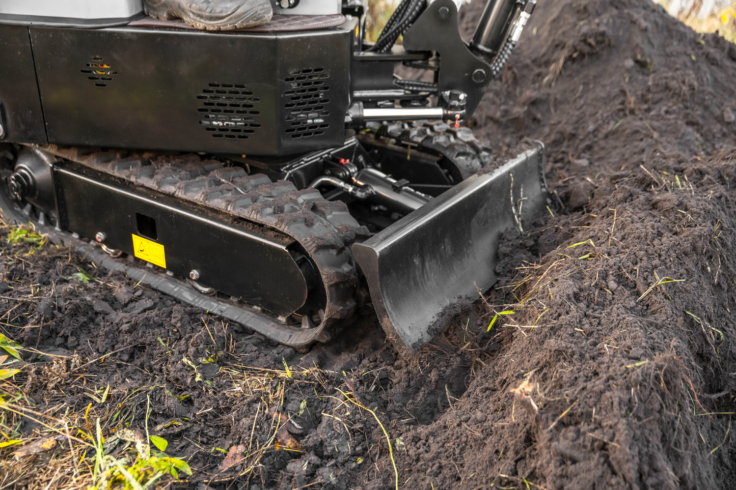 Bobmaster Pro diesel minigraver - 890 kg med drejearm, inkl. skovlsæt