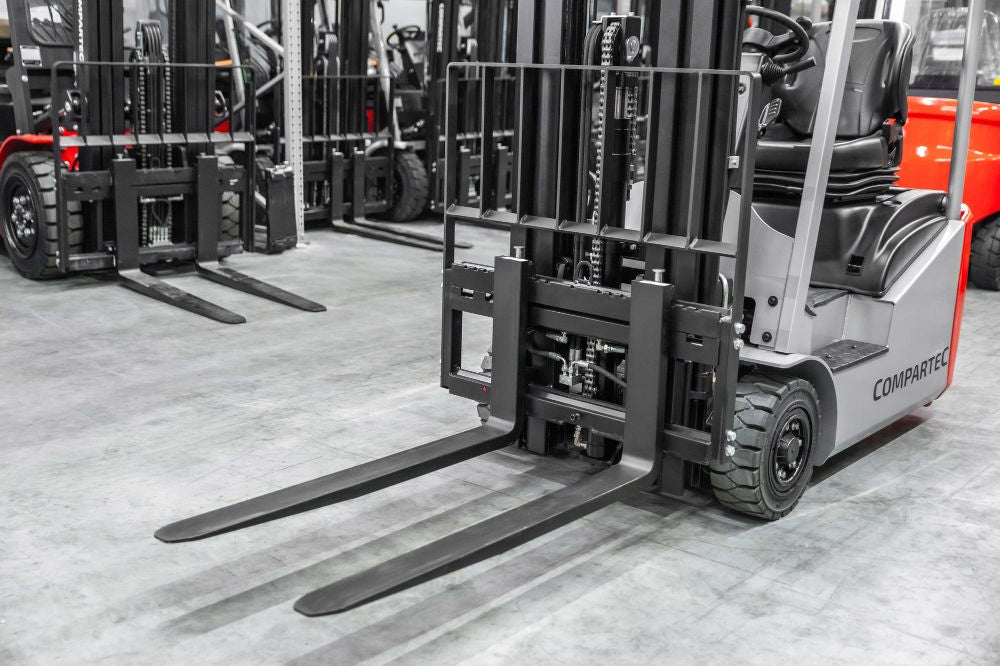CSX12-3 – El gaffeltruck 3-hjulet, kapacitet 1200 kg, løftehøjde 4350 mm, Li-ion batteri