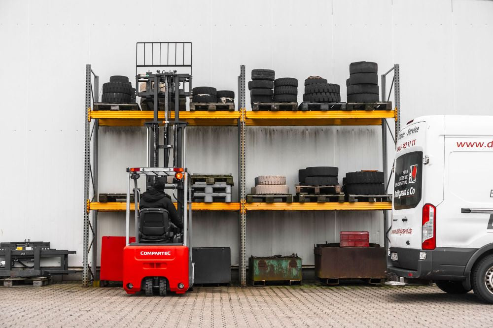 CSX12-3 – El gaffeltruck 3-hjulet, kapacitet 1200 kg, løftehøjde 4350 mm, Li-ion batteri