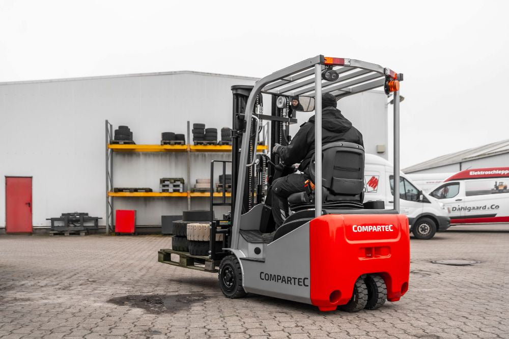 CSX12-3 – El gaffeltruck 3-hjulet, kapacitet 1200 kg, løftehøjde 4350 mm, Li-ion batteri