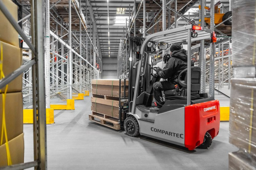 CSX12-3 – El gaffeltruck 3-hjulet, kapacitet 1200 kg, løftehøjde 4350 mm, Li-ion batteri