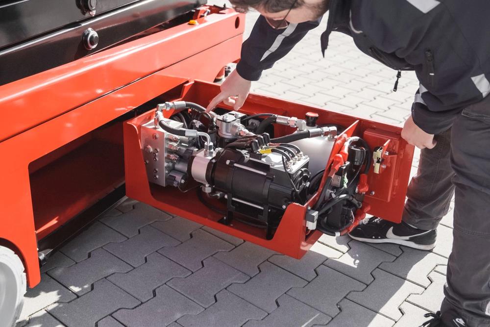 MaxLine Elektrisk Sakselift / Saxlift - arbejdshøjde op til 12 meter