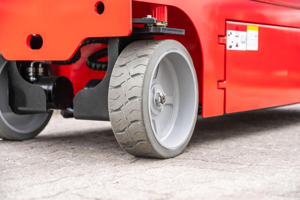 MaxLine Elektrisk Sakselift / Saxlift - arbejdshøjde op til 12 meter