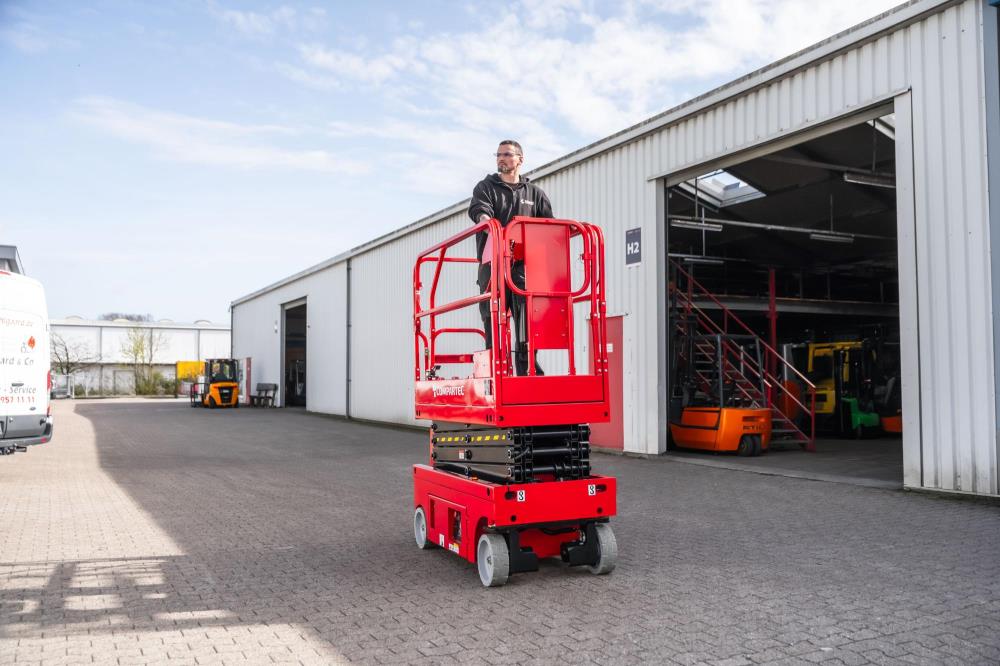 MaxLine Elektrisk Sakselift / Saxlift - arbejdshøjde op til 12 meter