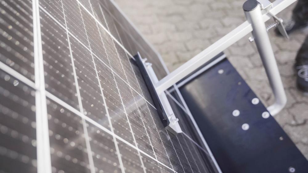 SolarClimber solcellelift – Effektiv transport af solpaneler op til 21 meter