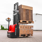 CS12i Elektrisk Stabler med initialløft - 1200 kg kapacitet, løftehøjde op til 3300 mm