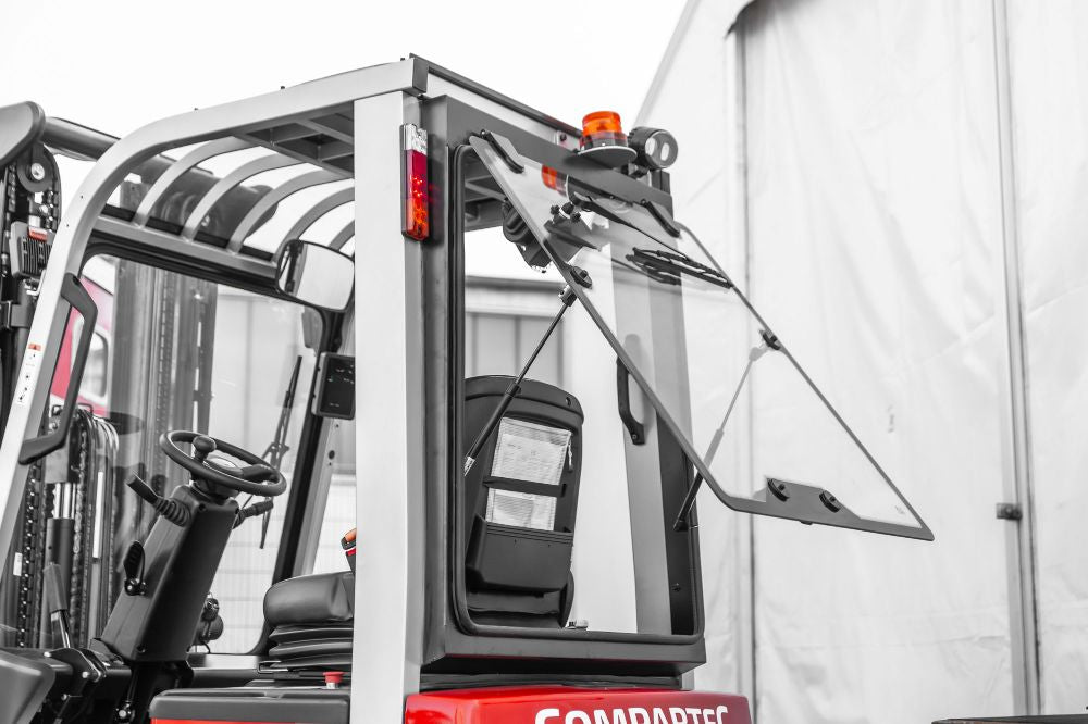 CSX18-3 – El gaffeltruck 3-hjulet, kapacitet 1800 kg, løftehøjde 4800 mm, Li-ion batteri