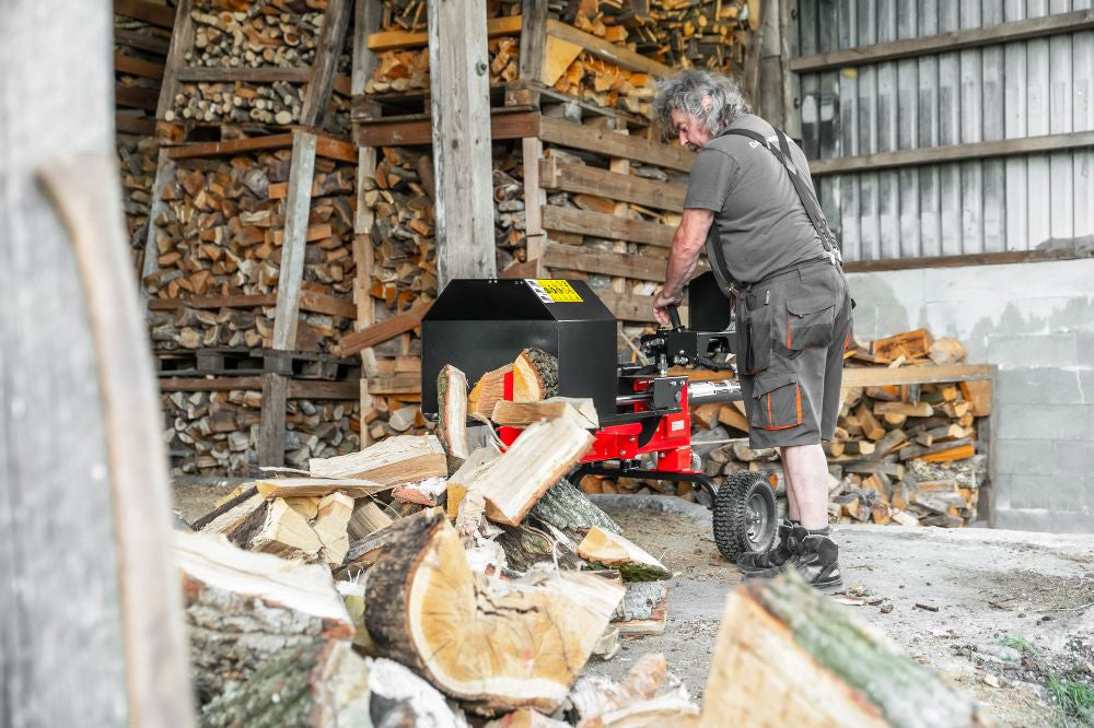 WoodMaster CWM12B – 12 ton benzin brændekløver (vandret)