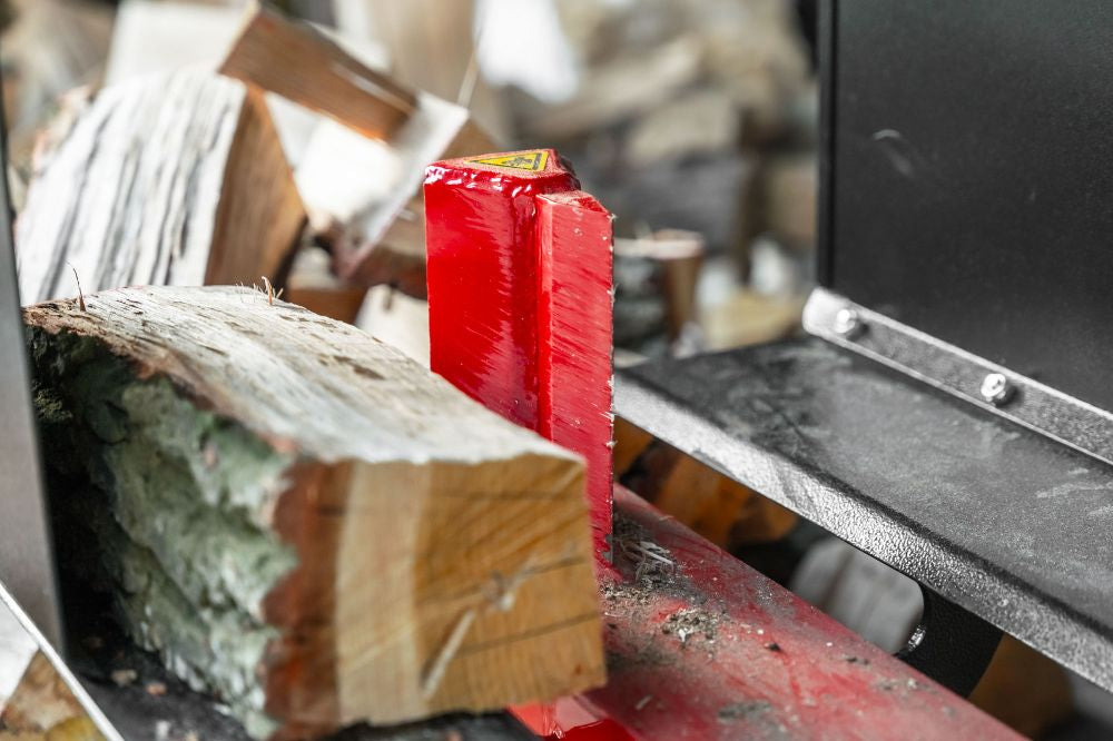 WoodMaster CWM12B – 12 ton benzin brændekløver (vandret)