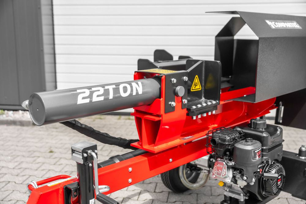 WoodMaster CWM22B – 22 ton benzin brændekløver (vandret)