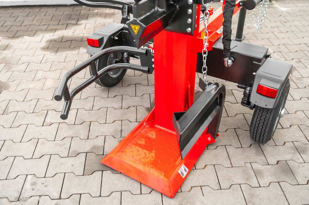WoodMaster CWM35B – 35 ton benzin brændekløver (lodret)