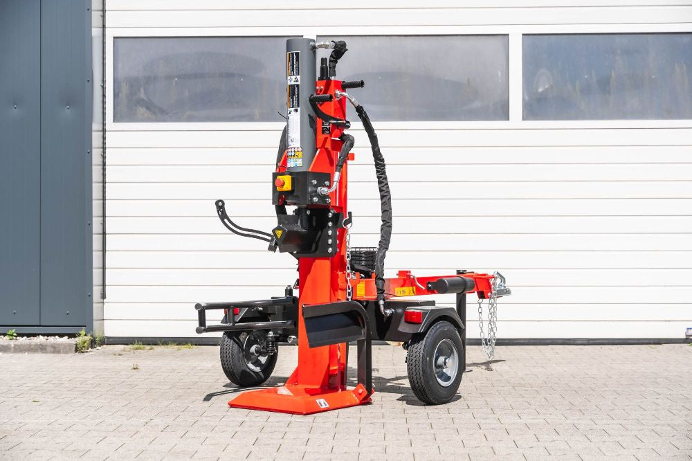 WoodMaster CWM35B – 35 ton benzin brændekløver (lodret)