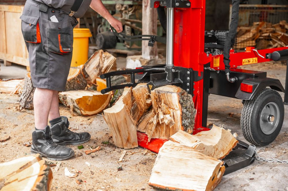 WoodMaster CWM35B – 35 ton benzin brændekløver (lodret)