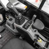 Bobmaster Ultimate diesel minigraver - 2680 kg med drejearm og joystick, inkl. skovlsæt