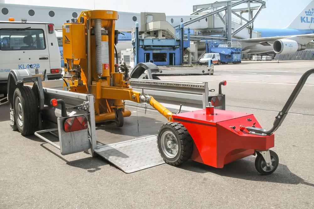 Multi-Mover XL50 – Elektrisk trækker til tunge laster op til 5.000 kg