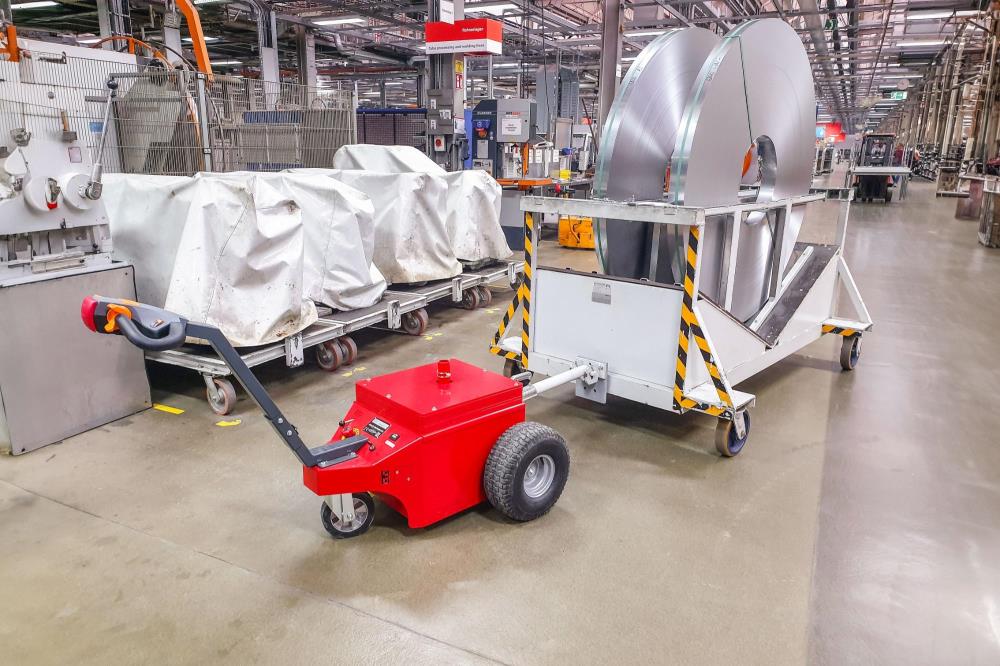 Multi-Mover XL50 – Elektrisk trækker til tunge laster op til 5.000 kg
