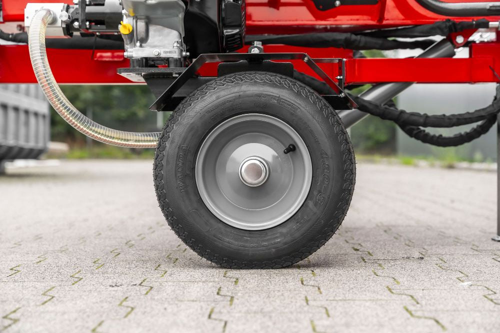 WoodMaster CWM20B – 20 ton benzin brændekløver (lodret)