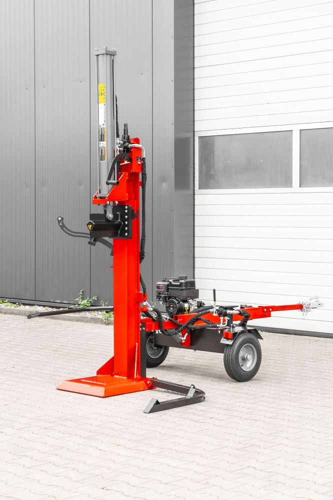 WoodMaster CWM20B – 20 ton benzin brændekløver (lodret)