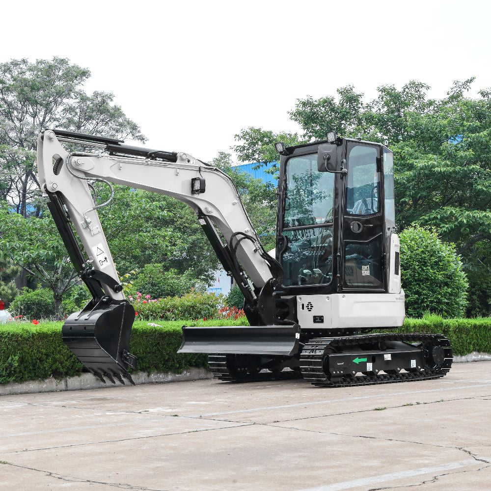 Coming soon 😍  3,7 tons Bobmaster! 💪