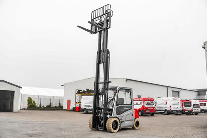 CSX LØVE - El gaffeltruck 4-hjulet fuldkabine, kapacitet 5000 kg, løftehøjde 4800 mm, Li-ion batteri