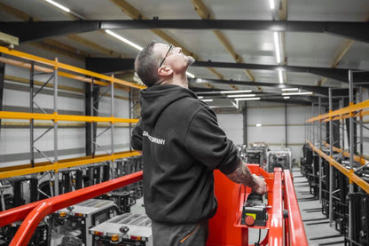 SlimLine Elektrisk Sakselift / Saxlift - arbejdshøjde op til 15,9 meter