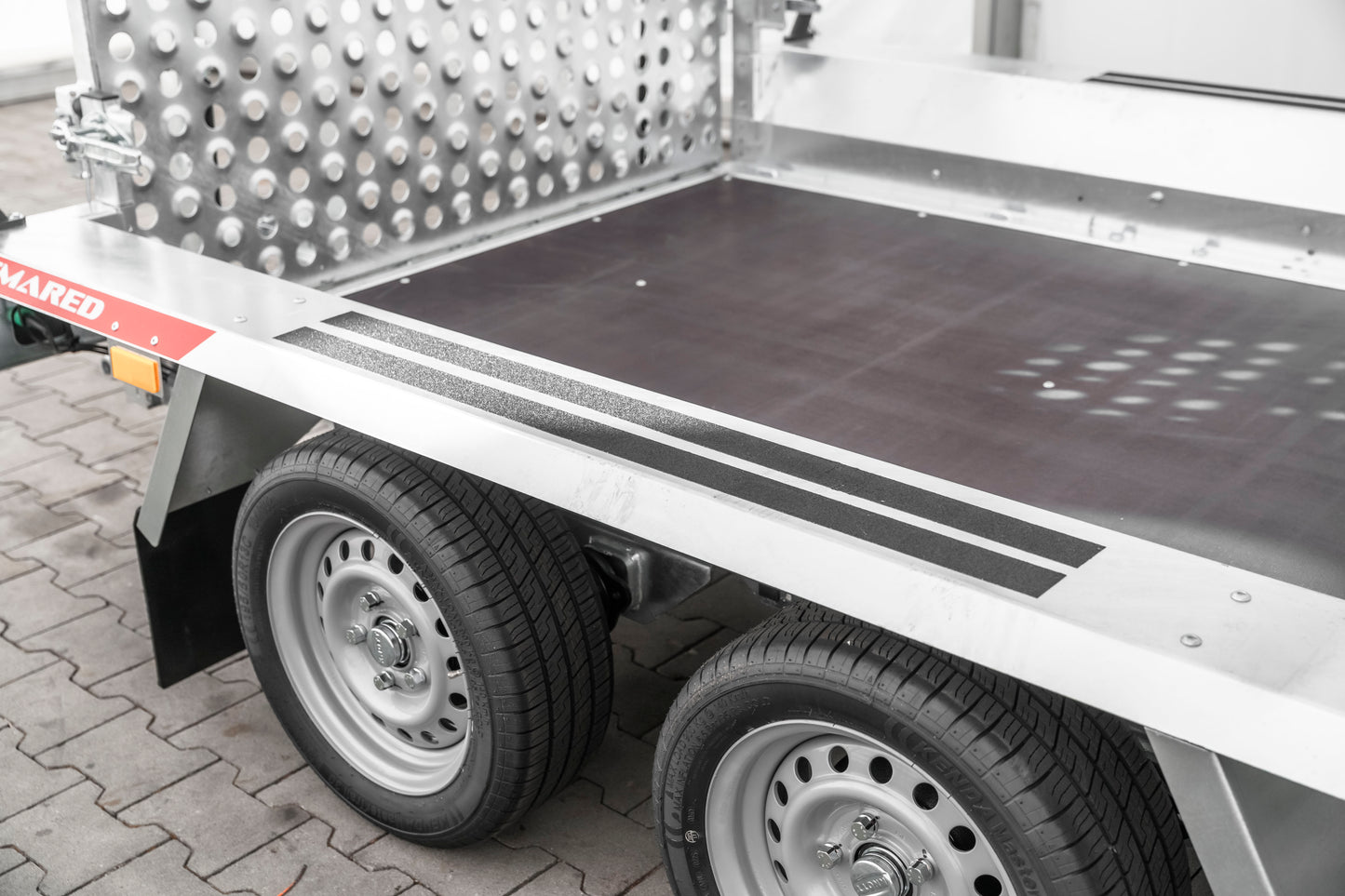 Maskintrailer BUILDER 3 2615/2 S 3T