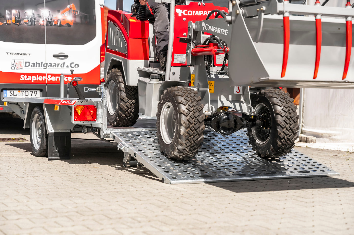 Maskintrailer BUILDER 3 2615 S 1,8T