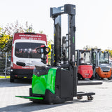 BRUGT: Cesab S316L Elektrisk Stabler med initialløft - 1600 kg kapacitet, løftehøjde 5400 mm