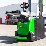 BRUGT: Cesab S316L Elektrisk Stabler med initialløft - 1600 kg kapacitet, løftehøjde 5400 mm