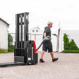 CS12i Elektrisk Stabler med initialløft - 1200 kg kapacitet, løftehøjde op til 3300 mm