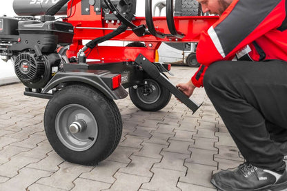 WoodMaster CWM35B – 35 ton benzin brændekløver (lodret)