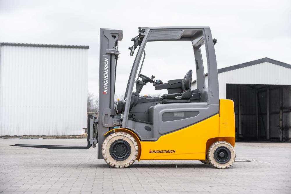 Jungheinrich EFG 425 k el-gaffeltruck - 2500 kg, 4700 mm, årg. 2015 - brugt, billede 3