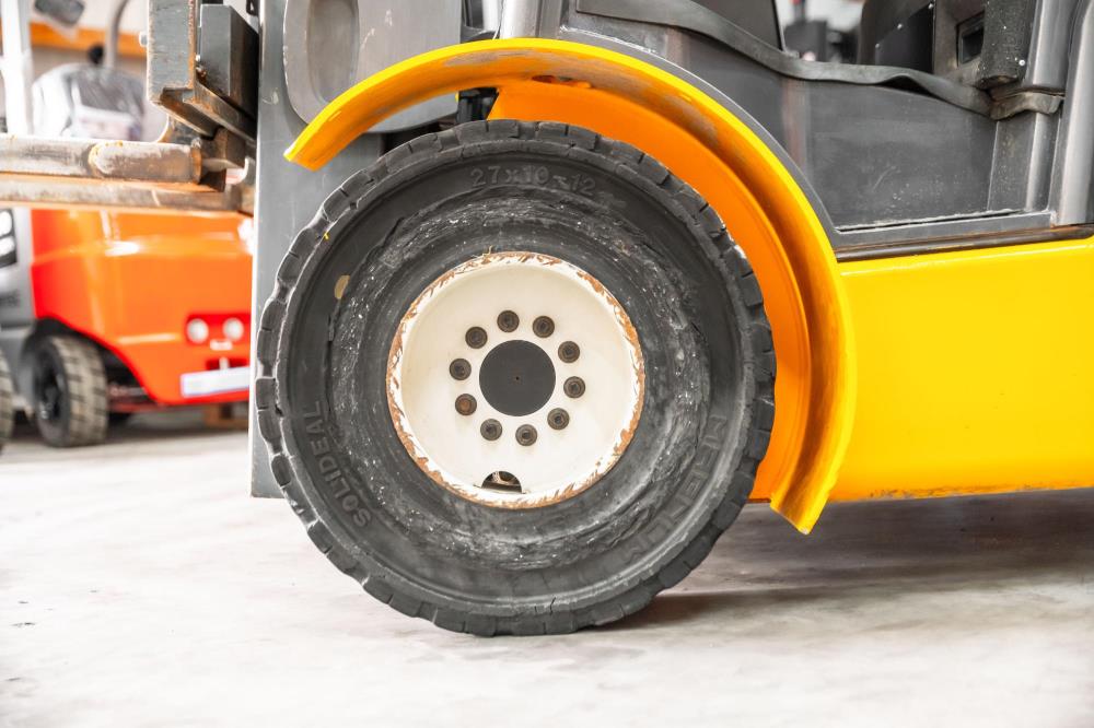 Jungheinrich TFG 430S gas/LPG-gaffeltruck - 3000 kg, 4400 mm - brugt - billede 3