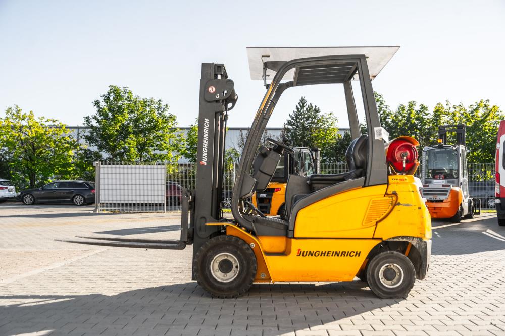 Jungheinrich TFG16AS gas/LPG-gaffeltruck - 1600 kg, 2900 mm - brugt - billede 4