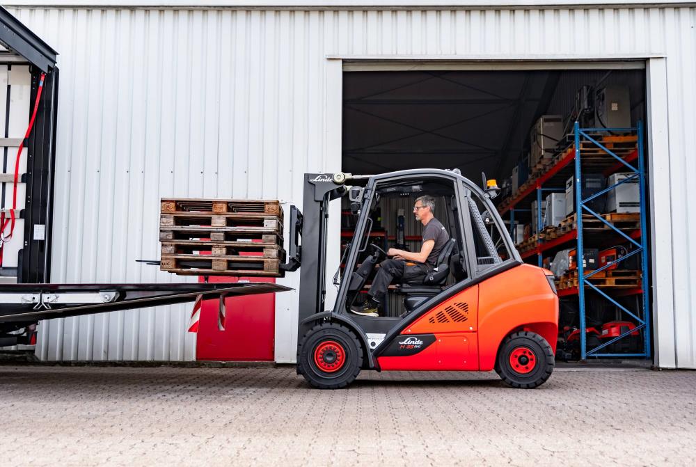 Linde H 35 D-02 diesel-gaffeltruck - 3500 kg, 4655 mm - brugt - billede 3