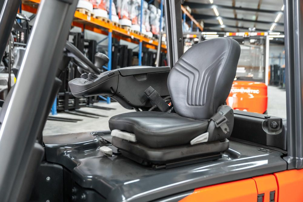 Linde E 16-02 el-gaffeltruck - 1600 kg, 3140 mm, årg. 2018, 8595 timer - brugt, billede 3