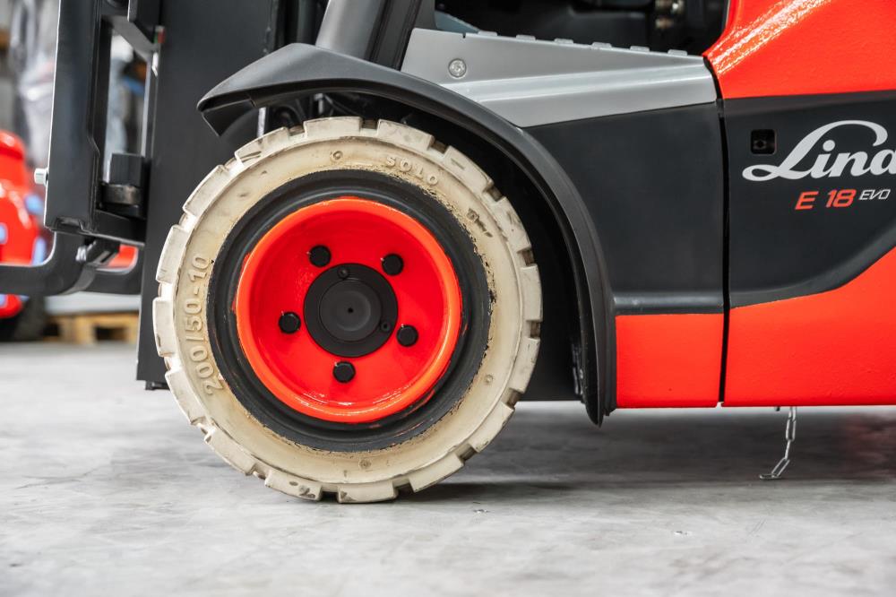 LINDE E 18 el-gaffeltruck - 1800 kg, 4625 mm - brugt - billede 4