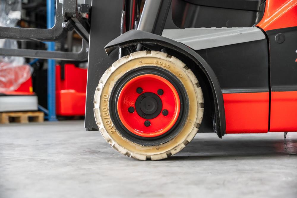 LINDE E 20 PH-02 el-gaffeltruck - 2000 kg, 4625 mm - brugt - billede 4
