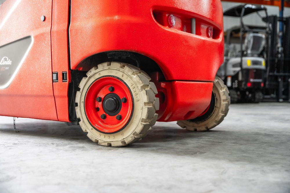 Linde E 20 PL-02 el-gaffeltruck - 2000 kg, 3140 mm, årg. 2016, 4540 timer - brugt, billede 6