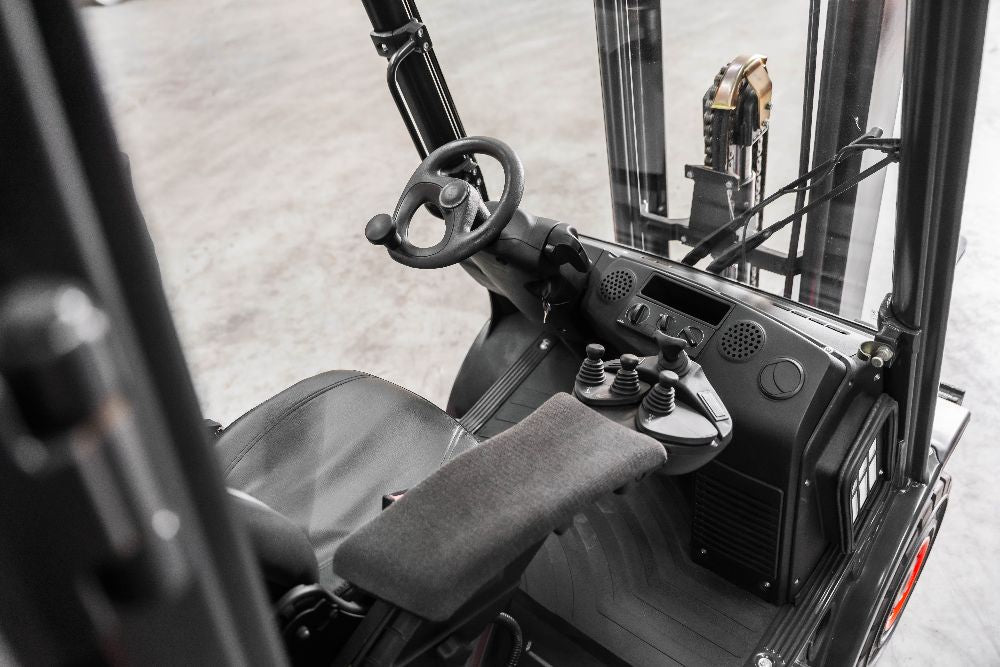 Linde E 25-01 el-gaffeltruck - 2500 kg, 4915 mm - brugt, billede 2