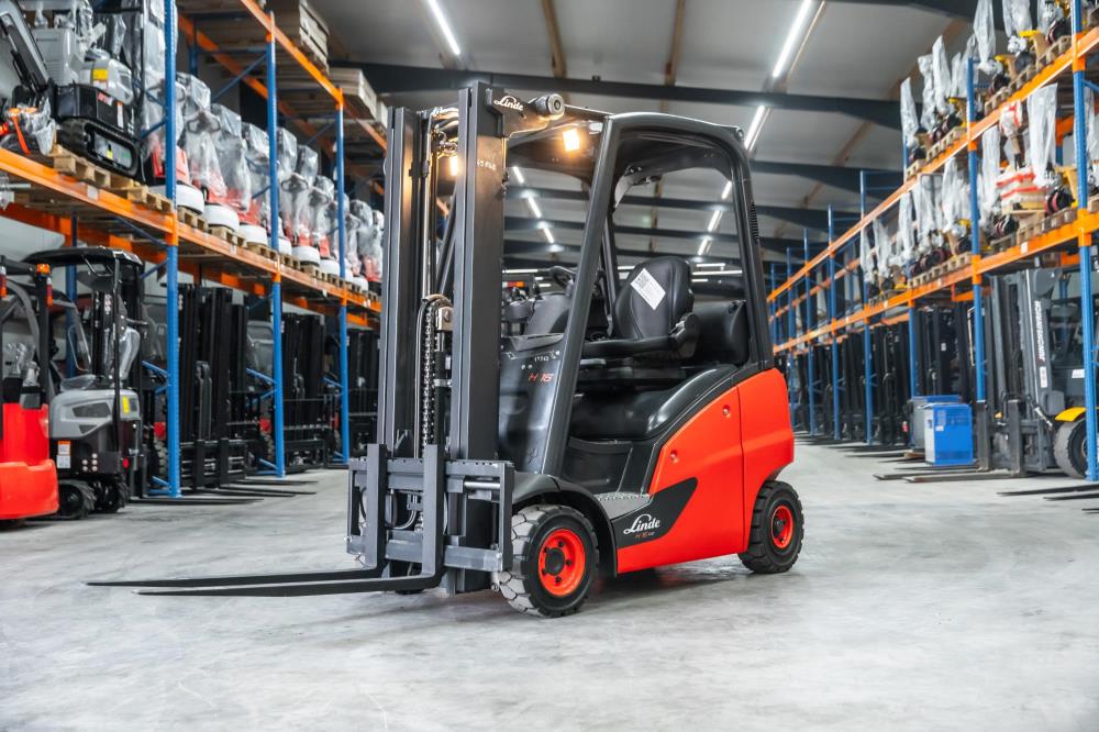 Linde H 16 D-01 diesel-gaffeltruck - 1600 kg, 4770 mm, årg. 2017 - brugt, billede 1