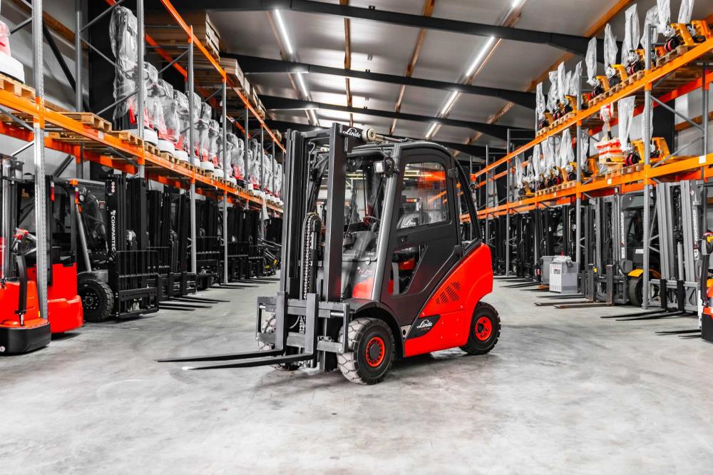 Linde H 25D-01 diesel-gaffeltruck - 2500 kg, 3200 mm - brugt - billede 1