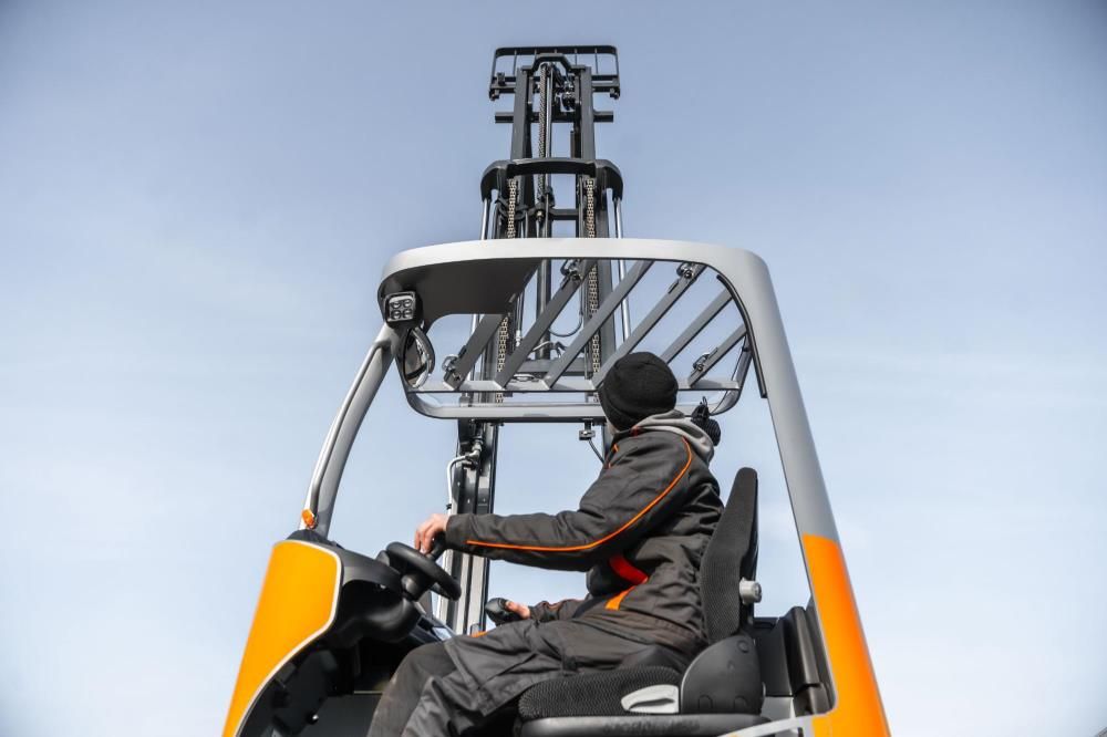 Still FM-X 14 el-reachtruck - 1400 kg, 6200 mm - brugt