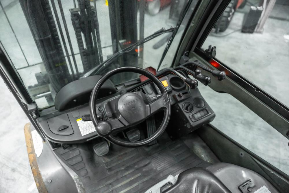 Toyota 02-8FGF30 gas/LPG-gaffeltruck - 3000 kg, 4700 mm - brugt - billede 3