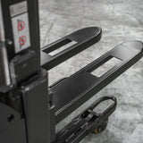 BRUGT: Cesab S316L Elektrisk Stabler med initialløft - 1600 kg kapacitet, løftehøjde 5400 mm