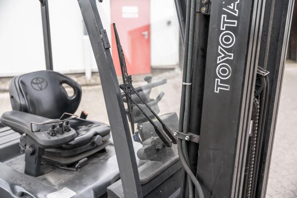 Toyota FBEF16 el-gaffeltruck - 1600 kg, 5500 mm - brugt - billede 9