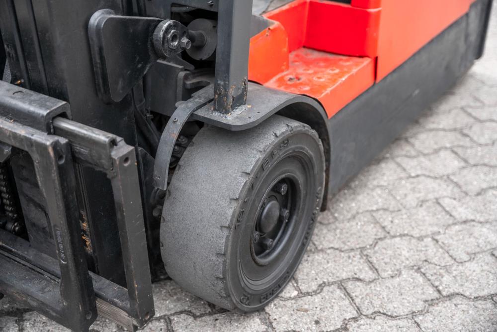 Toyota FBEF16 el-gaffeltruck - 1600 kg, 5500 mm - brugt - billede 5