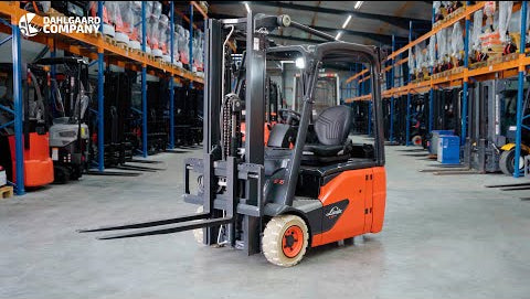Linde E 16-02 el-gaffeltruck - 1600 kg, 3140 mm - brugt - video